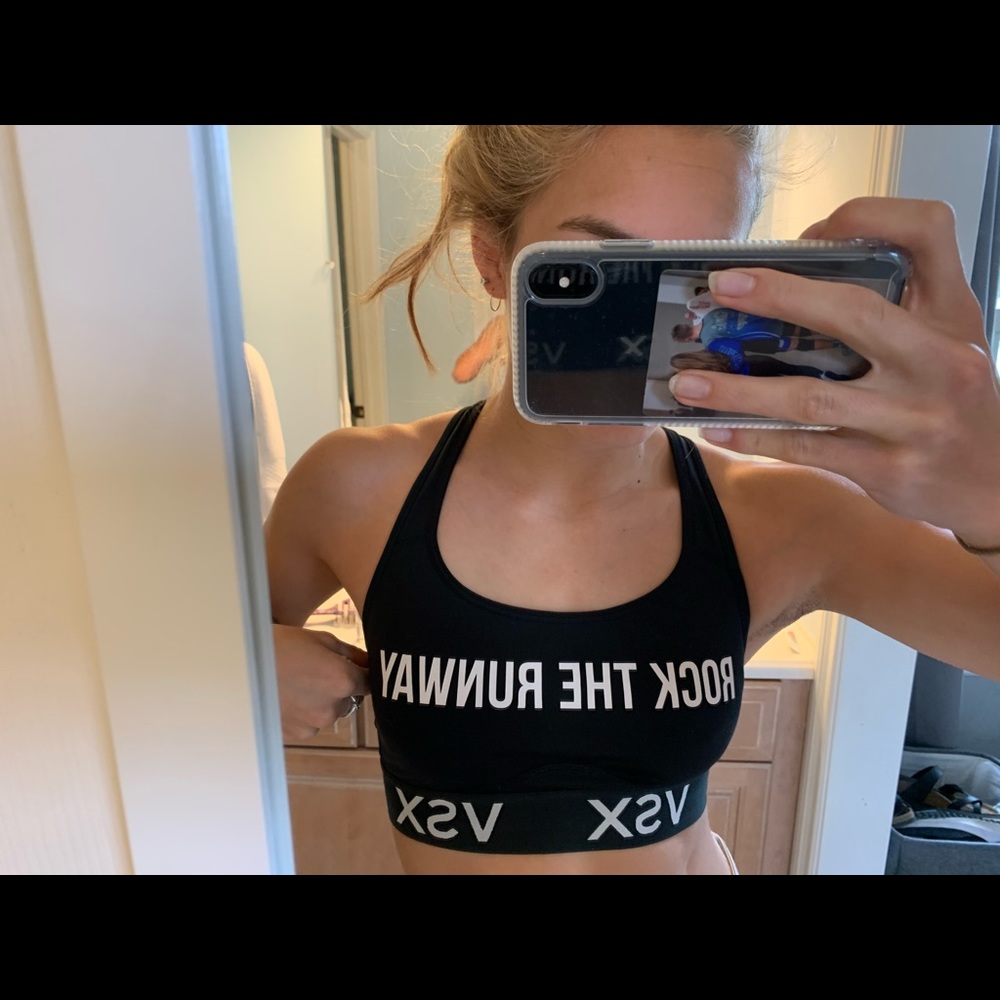 VS sports bra